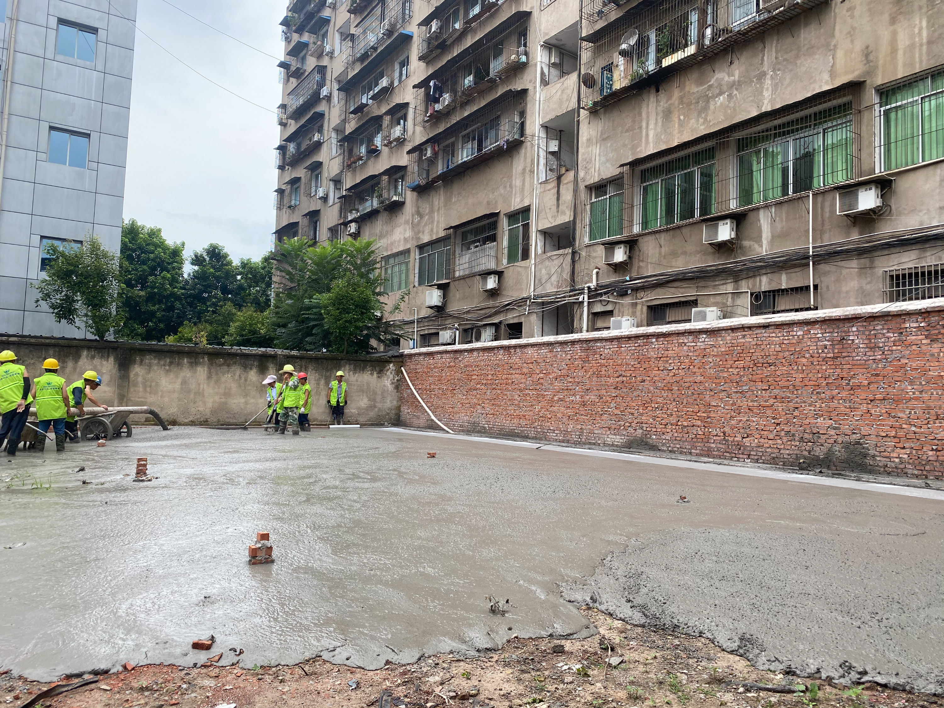 垫江县南阳转盘农发行后侧地块建设临时停车场项目